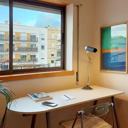 Sunny Flat Lisbon Oeiras Queijas